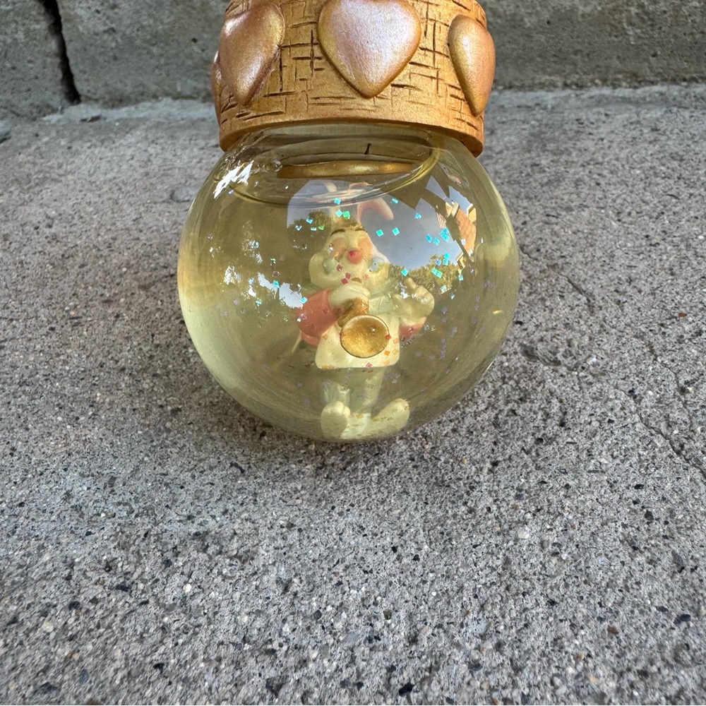 Disney Alice in Wonderland White Rabbitโ Snow Globe Ornament